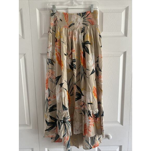 Patrons of Peace Dresses & Skirts - Patrons of Peace Women's Large Tan Floral Maxi Skirt High Slit Boho